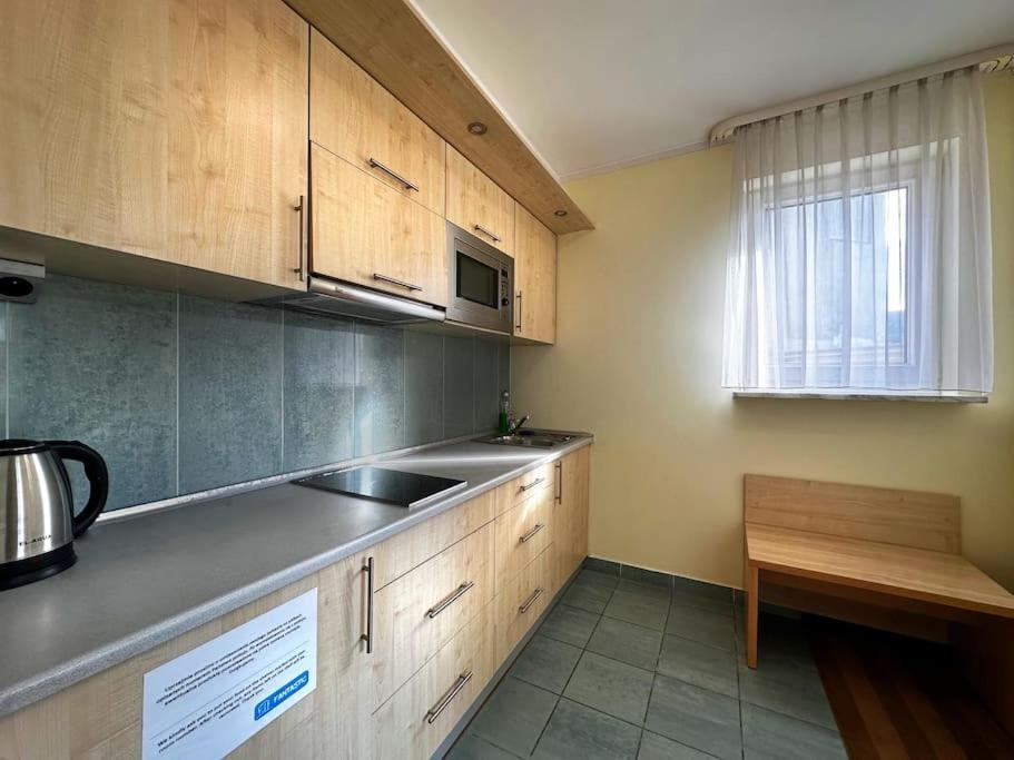 Apartment 10q- Z6 602b *